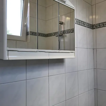 Mit Pool, Wlan Direkt Am 60qm Daire